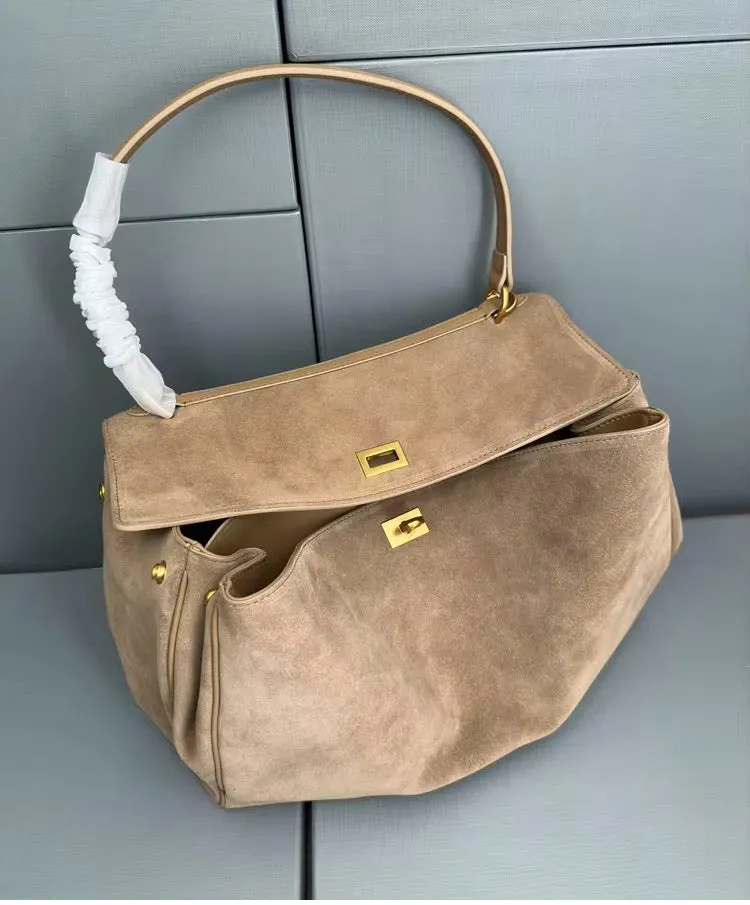 Chic Handmade Suede Bag – Elevate Your Style