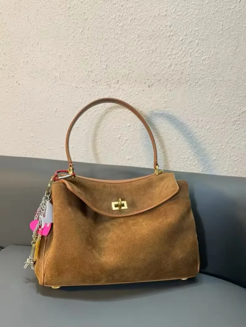 Chic Handmade Suede Bag – Elevate Your Style