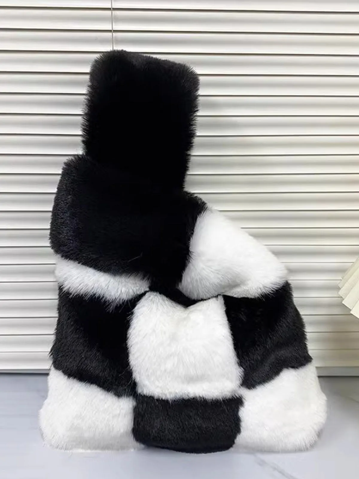 Fluffy Plush Tote Bag Fuzzy Checkered Handbags