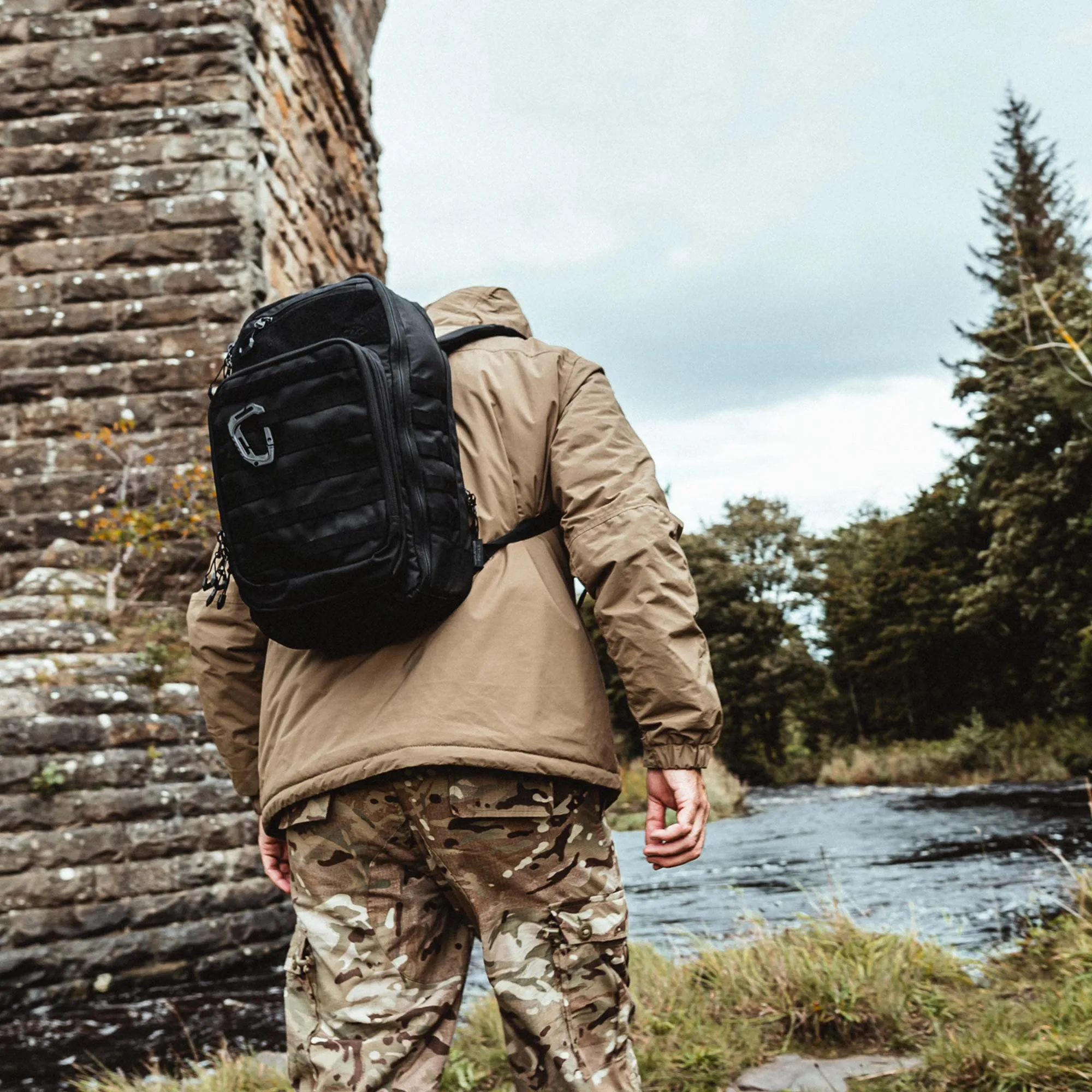 HARRIER full clamshell PACK, 25L