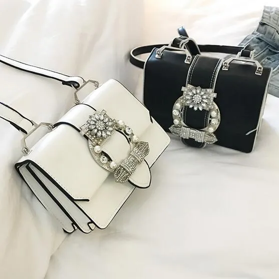 Miranda  Elegante Damenhandtasche mit Diamantschloss aus hochwertigem veganem Leder