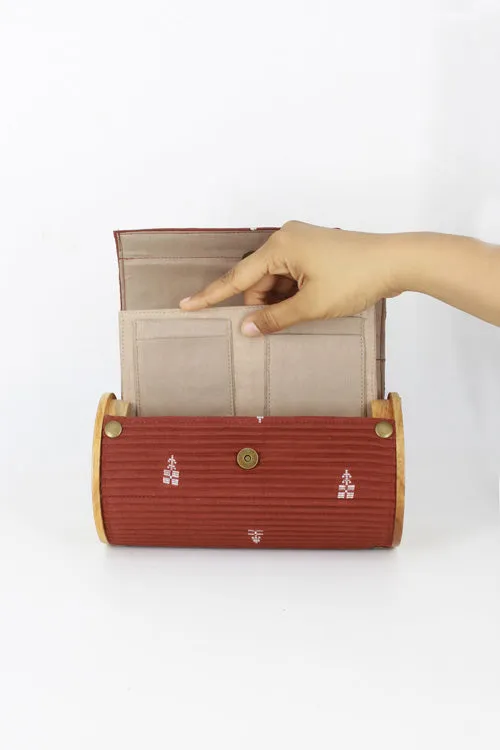 Oat & Cocoa Round Clutch - Changeable Sleeve