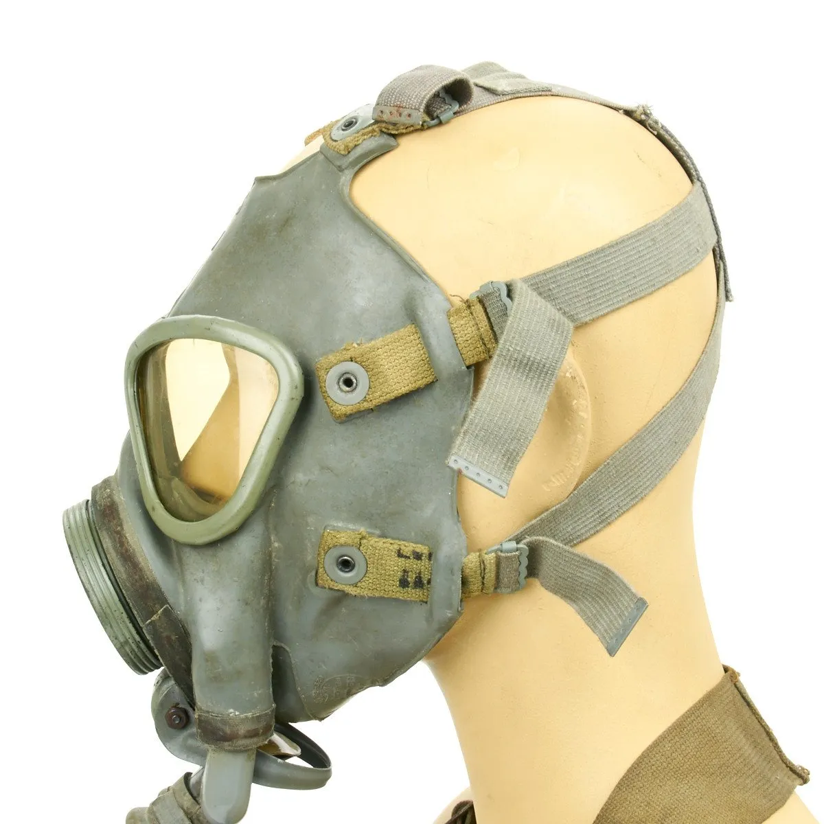 Original U.S. WWII M3 Diaphragm Gas Mask with M1VA1 Bag
