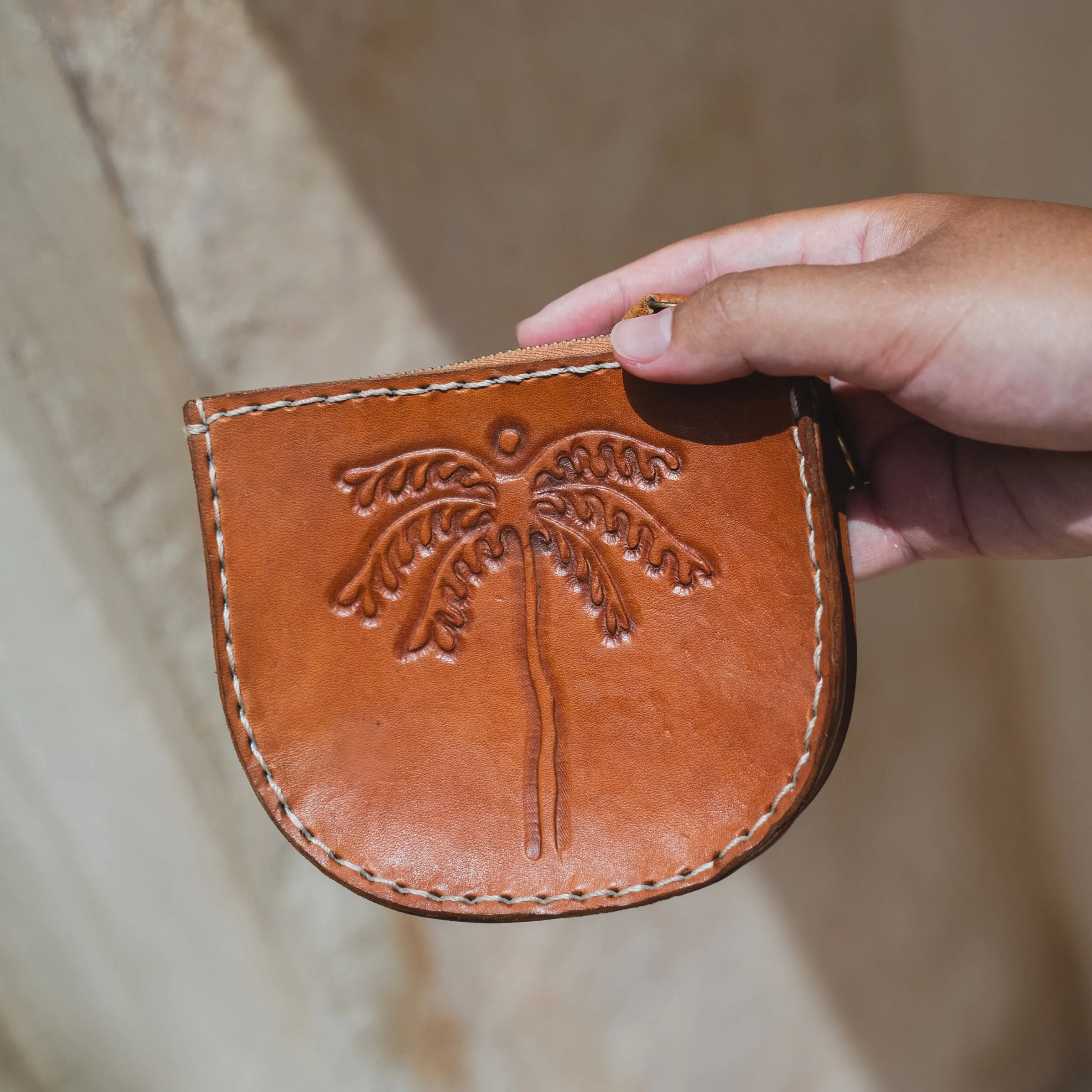 Palms Pouch - Vintage Tan