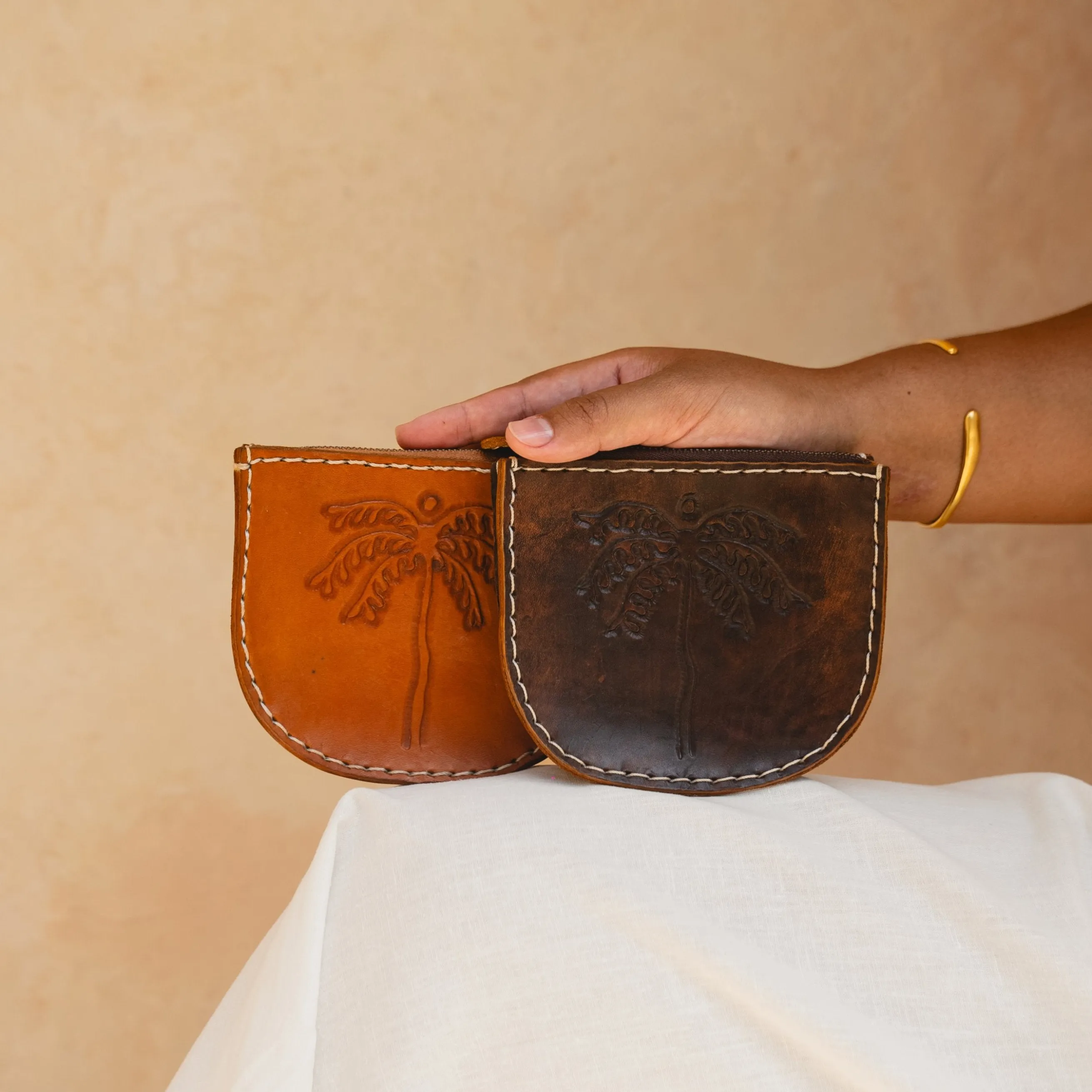 Palms Pouch - Vintage Tan